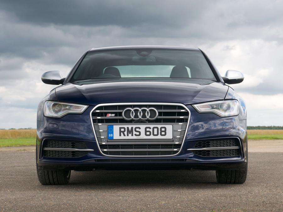  Audi S6 Sedan (4G, C7) 2012 года  (UK) (фото 11 из 13)